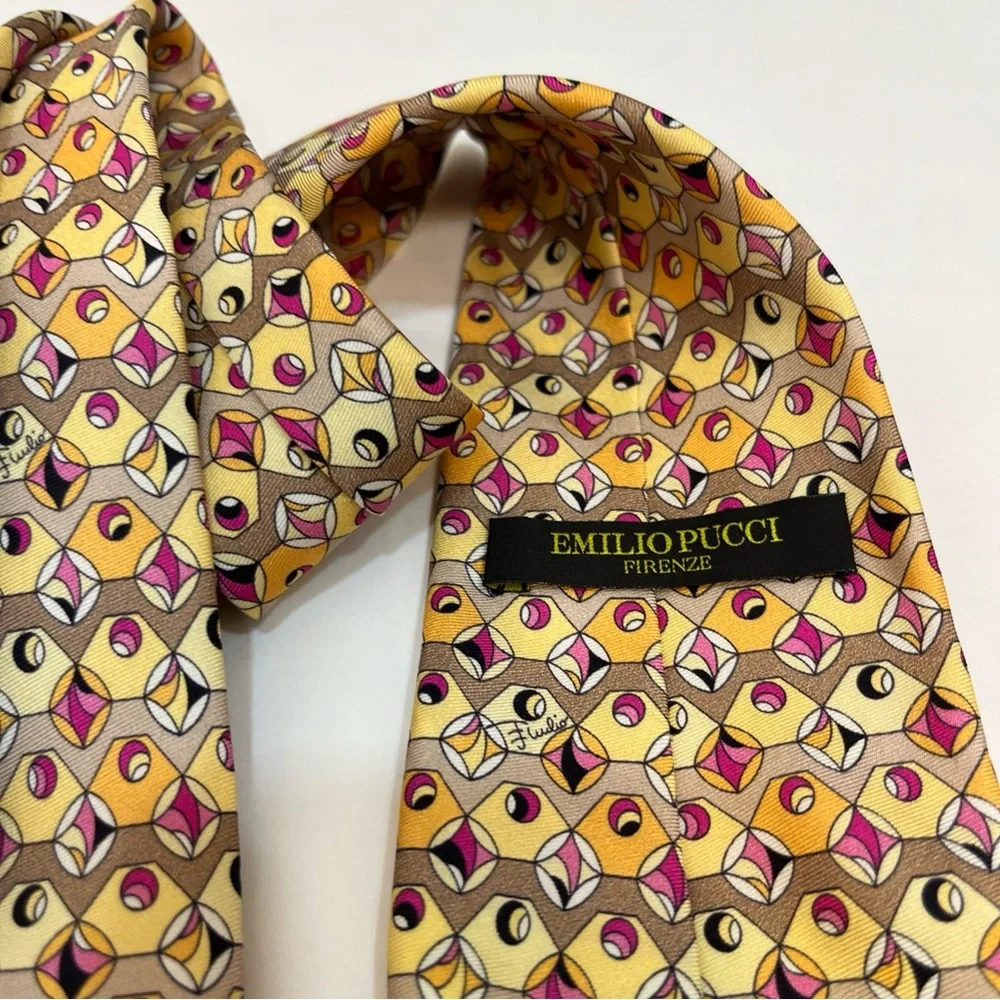 Emilio Pucci Geometric Yellow and‎ Pink Silk Tie